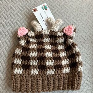 NWT Handmade knitted baby Hat